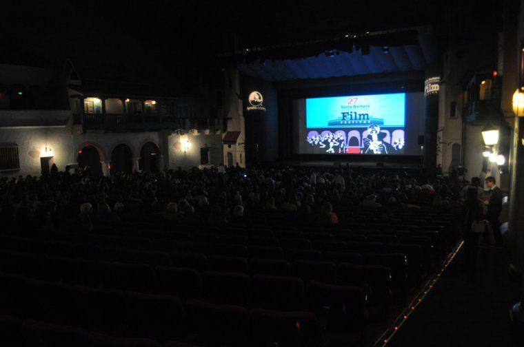 La grande salle de 2000 places de l'Arlington Theatre se remplie tranquilement.